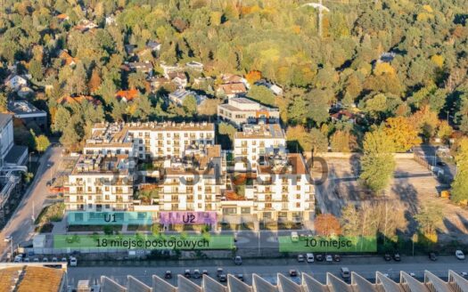 Klinika medyczna, ogródek 200m2, parking, 50m Lidl