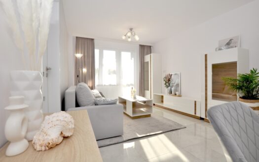 Apartament | 1 Piętro | Prywatny Parking | Balkon