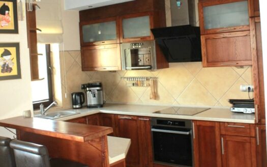 Dwupoziomowe mieszkanie z garażem – Józefosław