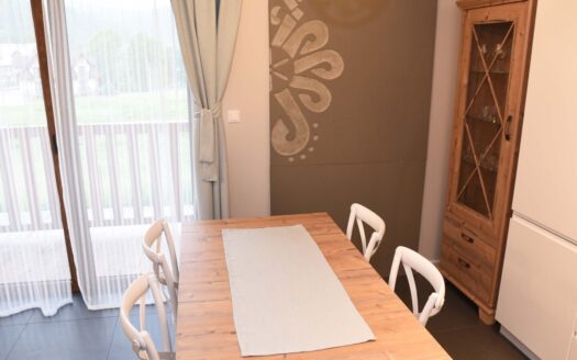 2 pokoje, aneks kuchenny, taras, wyposażone