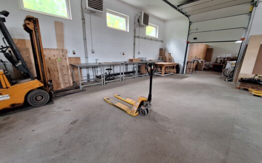 BUDYNEK PRODUKCYJNO-MAGAZYNOWY