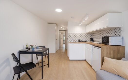 33 m² | 2 mikrokawalerki | ROI 8% / 14% | Bielany