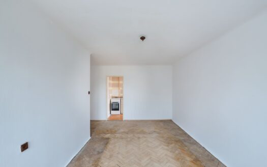 Przestronne mieszkanie z potencjałem na Azorach.