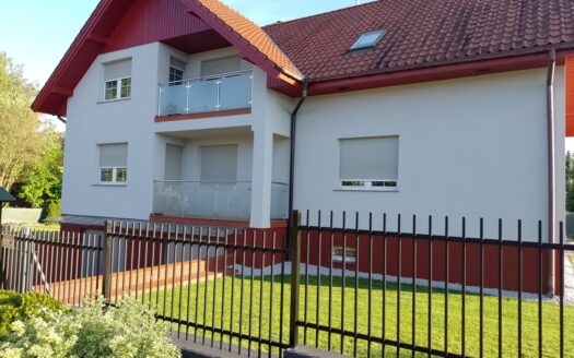 DOM DWURODZINNY NA MAZURACH