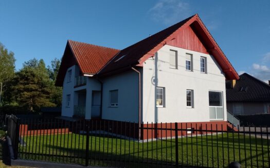 DOM DWURODZINNY NA MAZURACH