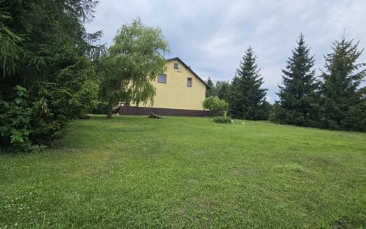 Sprzedam Budynek 490m2 z działką 3390m2