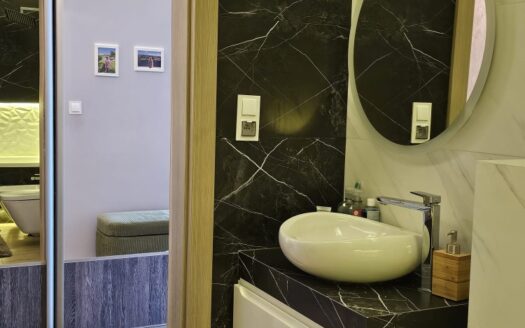 Sprzedam mieszkanie trzypokojowe Wrocław Żerniki