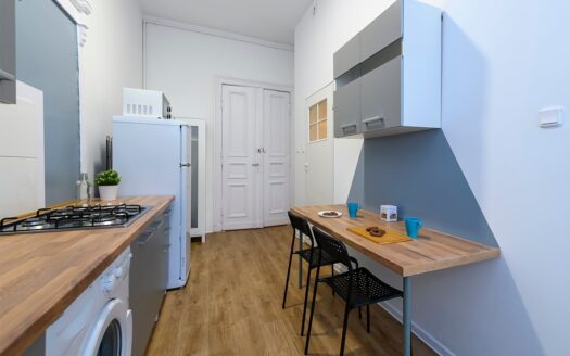 Pokój 1 min od Ek-Soc ścisłe centrum |bez prowizji