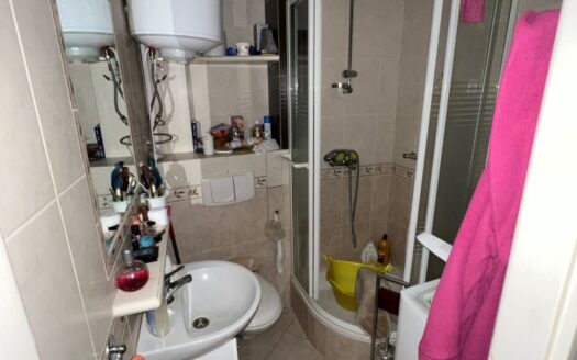 SPRZEDAM MIESZKANIE 2-POKOJOWE W CENTRUM LESZNA