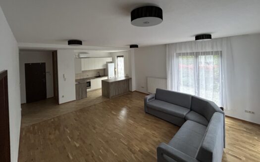 Przestronne mieszkanie 74 m kw. bezpośrednio