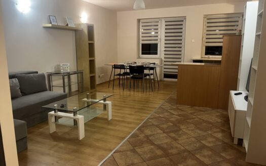 WYJĄTKOWE MIESZKANIE W SERCU ŁODZI – OD ZARAZ!