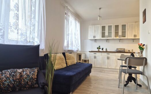 Duża kawalerka–33 m²-gotowe do wprowadzenia!