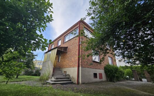 Dom z potencjałem – 7 pokoi – świetna lokalizacja!