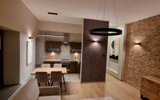 Wynajmę umeblowaną kawalerkę w Centrum Z.Góry