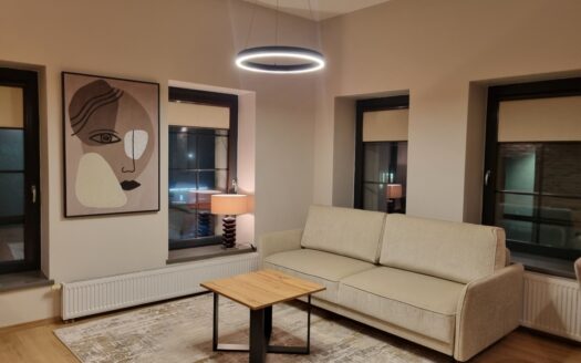 Wynajmę umeblowaną kawalerkę w Centrum Z.Góry