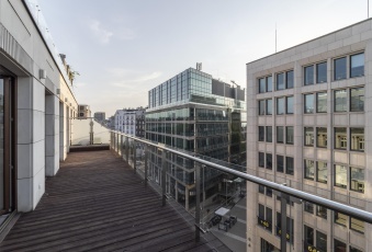 Mokotowska – Nowoczesna nadbudowa – 30 m2 taras