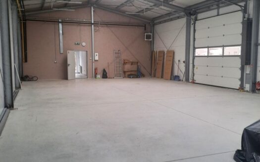 Wynajmę halę usługowo – magazynową z biurem 300m2