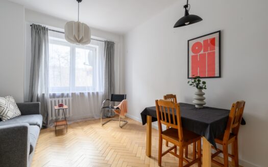 plac Hallera | 52 m² | kamienica | po remoncie