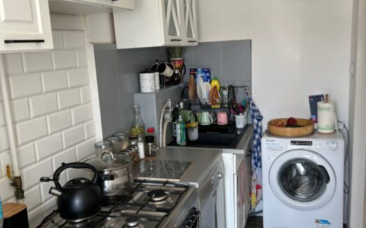 MIESZKANIE NA SADYBIE 46m2 / 3 pok.