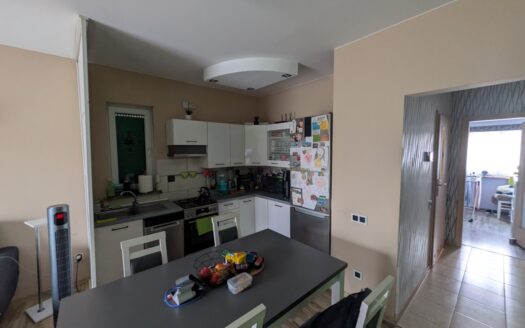 Syndyk sprzeda lokal w Czapurach!