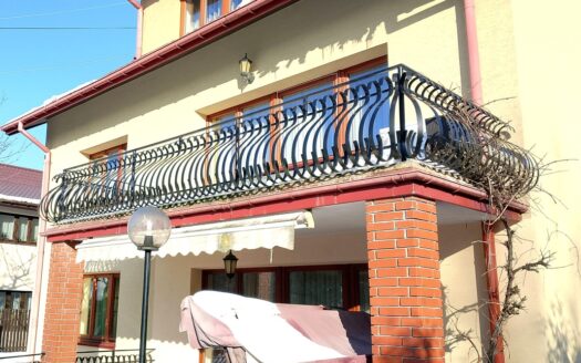 Duży wyposażony dom w Złotokłosie