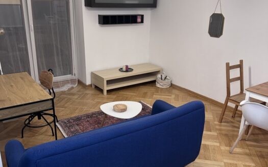 2 pokojowe/garaż/zamknięte oś./super lokalizacja