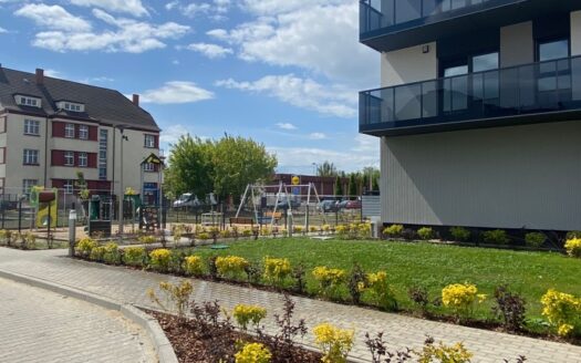 Mieszkanie w nowym bloku przy ulicy Rynkowej.