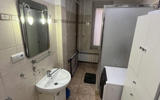 wymaję 3-pokojowe 69mkw, rozkładowe