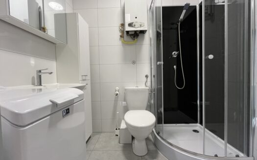 Słoneczna wygodna kawalerka we Wrzeszczu i parking
