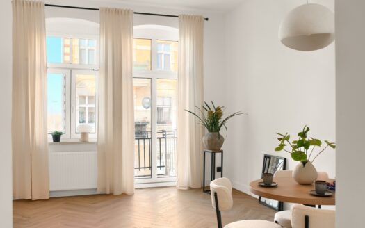 PIĘKNE 2 POKOJE,PO REMONCIE,BALKON,PIWNICA,MIEJSCE